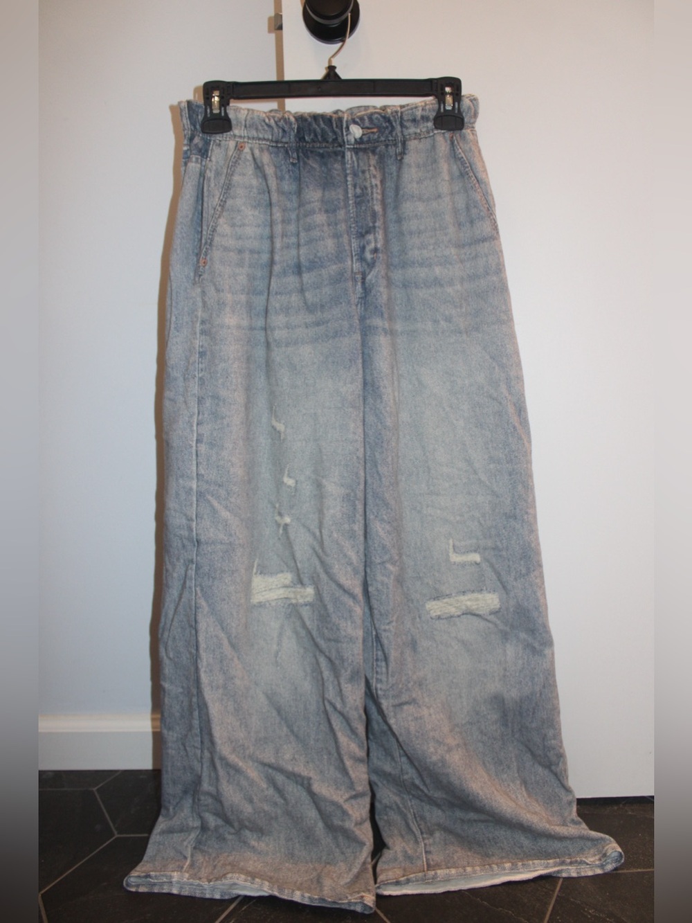 BLANKNYC Deep Dive Wide Leg Paperbag Distressed Mock Denim Sweatpants Jeans XS